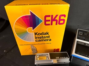 lot 467 image: 1976 Kodak EK6 Instant Camerawith Flash