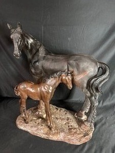 lot 475 image: Horse Figurine Depicting a Mare and Her Cold - 12.5 Tall