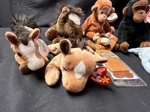 lot 500 image: Variety of Horse and Monkey Stuffed ToysBeanie Babies