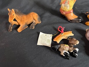 lot 404 image: Horse Ornaments
