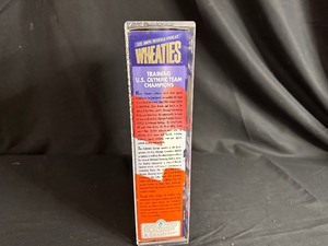 lot 412 image: US Olympic Team Womens Ice Hockey 1998 Wheaties Cereal Box