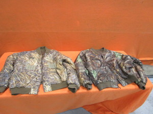 lot 38 image: Reversible Hunting Jackets sz XL & 2XL