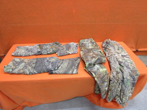 lot 41 image: Hunting Pants & Shirts sz XL & 2XL