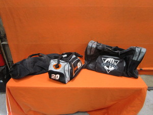 lot 43 image: Large Gear Bags
