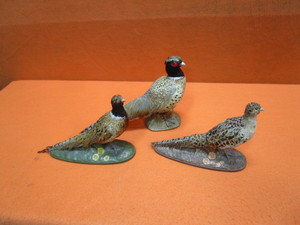 lot 78 image: Pheasant Figurines wReal Feathers