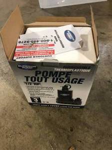 Superior Pump 12 HP Submersible Thermoplastic Utility Pump    Customer Returns See Pictures