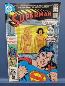 lot 11 image: DC Superman Comic