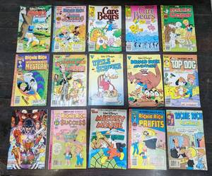 lot 16 image: Fifteen Misc. Comics