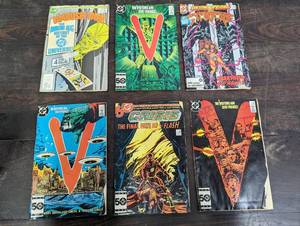 lot 29 image: Six DC Comics