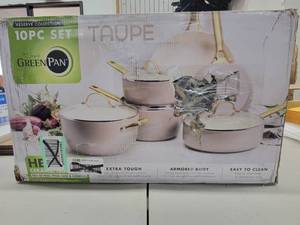 lot 8 image: GreenPan Reserve Healthy Ceramic Nonstick Cookware, Set of 10 - Slight Scratches