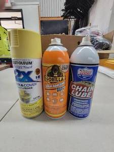 lot 19 image: Box of 6 Miscellaneous Spray Cans, May be missing capsnozzles.