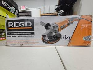 lot 85 image: RIDGID 15 Amp Corded 7 in. Twist Handle Angle Grinder-R10202, NEW, WORKS