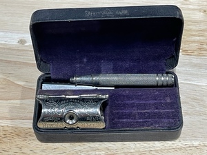 Kampfe Razor