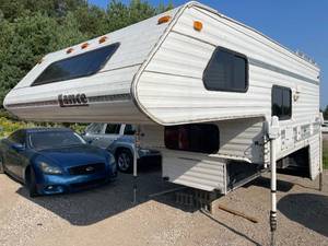 lot 19H image: 1998 Lance Slide IN Camper
