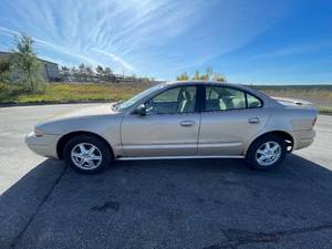 2002 Oldsmobile Alero GL - 1 OWNER - 47,752 MILES - LOW MILES
