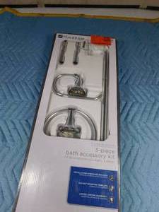 lot 99 image: New Glacier Bay 3pc bath accessories set