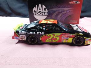 lot 31 image: Mac tools Jerry Nadea #25 USW  Delphi 2002 Monte Carlo
