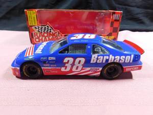 lot 44 image: 1998 Nascar 50th Anniversary collectors edition Elton Sawyer #38 Barbasol die cast car