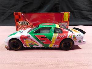 lot 46 image: 1998 Nascars Racing Champions 50th Anniversary collectors edition Terry Labonte #5 Kellogs frosted Flakes die cast car