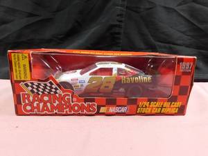 lot 61 image: 1997 Edition Ernie Irvan #28 Havoline Nascar die cast car