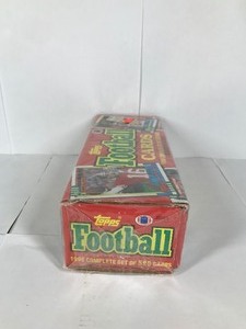 lot 357 image: 1990 Topps NFL Football Factory Sealed Complete 528 Card Set