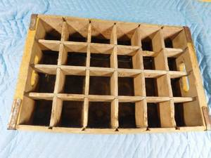 lot 133 image: Yellow Coca-Cola crate