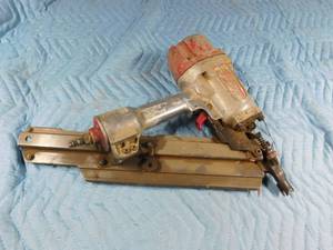 lot 136 image: Air framing nailer