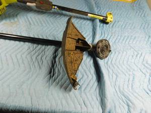 lot 147 image: Gas weed wacker