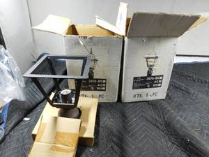 lot 299 image: Pr. of new outdoor wallpost lanterns