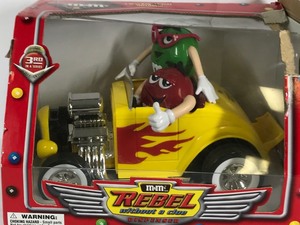 lot 392 image: 2 - Collectible M&M Dispensers