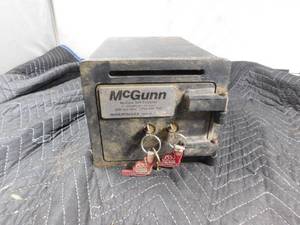 lot 311 image: Small cast iron safe with keys