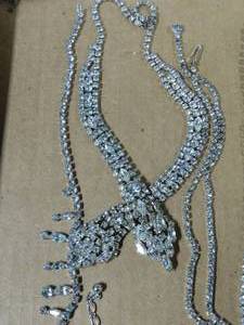 lot 324 image: Flat of necklace with stones
