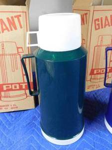 lot 339 image: 2 New thermoses in the box