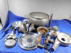 lot 342 image: Vintage cream separator, salad maker, grinder and more