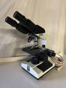 lot 30 image: MSRP $1400 LW Scientific Revelation III Power Light Up Binocular Microscope With 3 Objectives - Great Working Condition