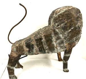lot 18 image: Outstanding Old Copper Clad Lion Figure