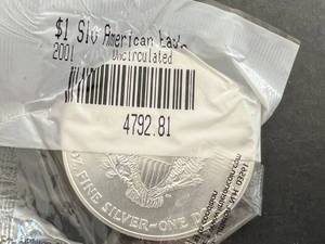 2001 AMERICAN SILVER EAGLE 1 TROY OZ .999 FINE SILVER UNC
