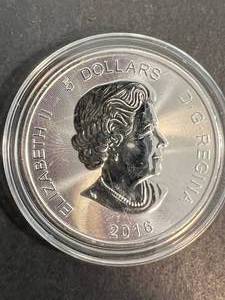1 TROY OZ .9999 FINE SILVER 2016 CANADIAN ROUND