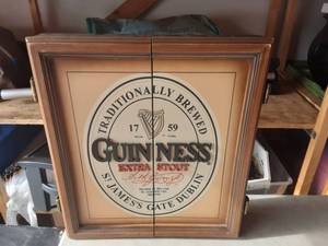 Guiness Dart Board Set With Darts