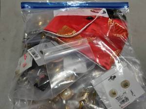 Bulk Jewelry Brooches, Earrings, Bracelets & Necklaces