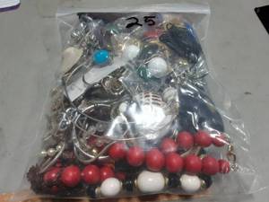 Bulk Jewelry Brooches, Earrings, Bracelets & Necklaces