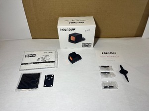 lot 11 image: EPS Carry Holosun Enclosed Handgun Sight, GR-2 Green Reticle
