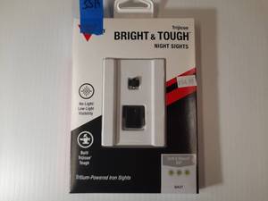 lot 35A image: Trijicon Bright & Tough Night Sight set for Smith & Wesson