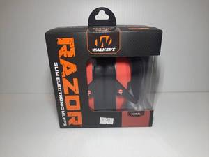 lot 176 image: Walkers Razor Slim Electronic Muffs