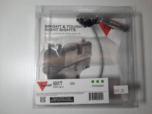 lot 375 image: Trijicon 600177 Bright & Tough Self Luminous Night Sight M16AR15