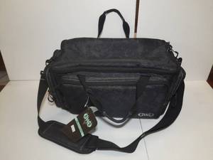 lot 404 image: Girls With Guns Midnight Range Bag 70639