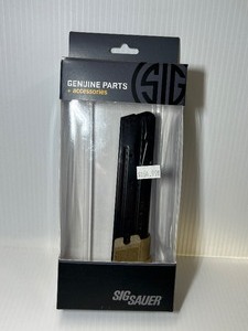 lot 257 image: (1) Sig Sauer Magazines, 9mm  21 Rd, P320M17