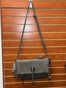 lot 442 image: Cameleon AYA Vegetable-Tanned Leather Concealed Carry Bag