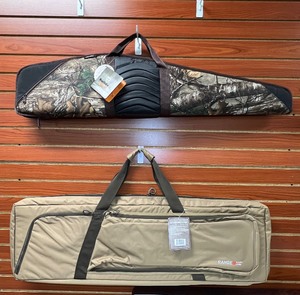 lot 612 image: Range One 42 inch Discreet Case andBulldog 44 inch Camo Pinnacle Rifle & Shotgun Case
