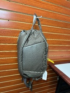 lot 633 image: 5.11 Tactical Covert Box Messenger Bag and Bulldog Deluxe Black Range Bag
